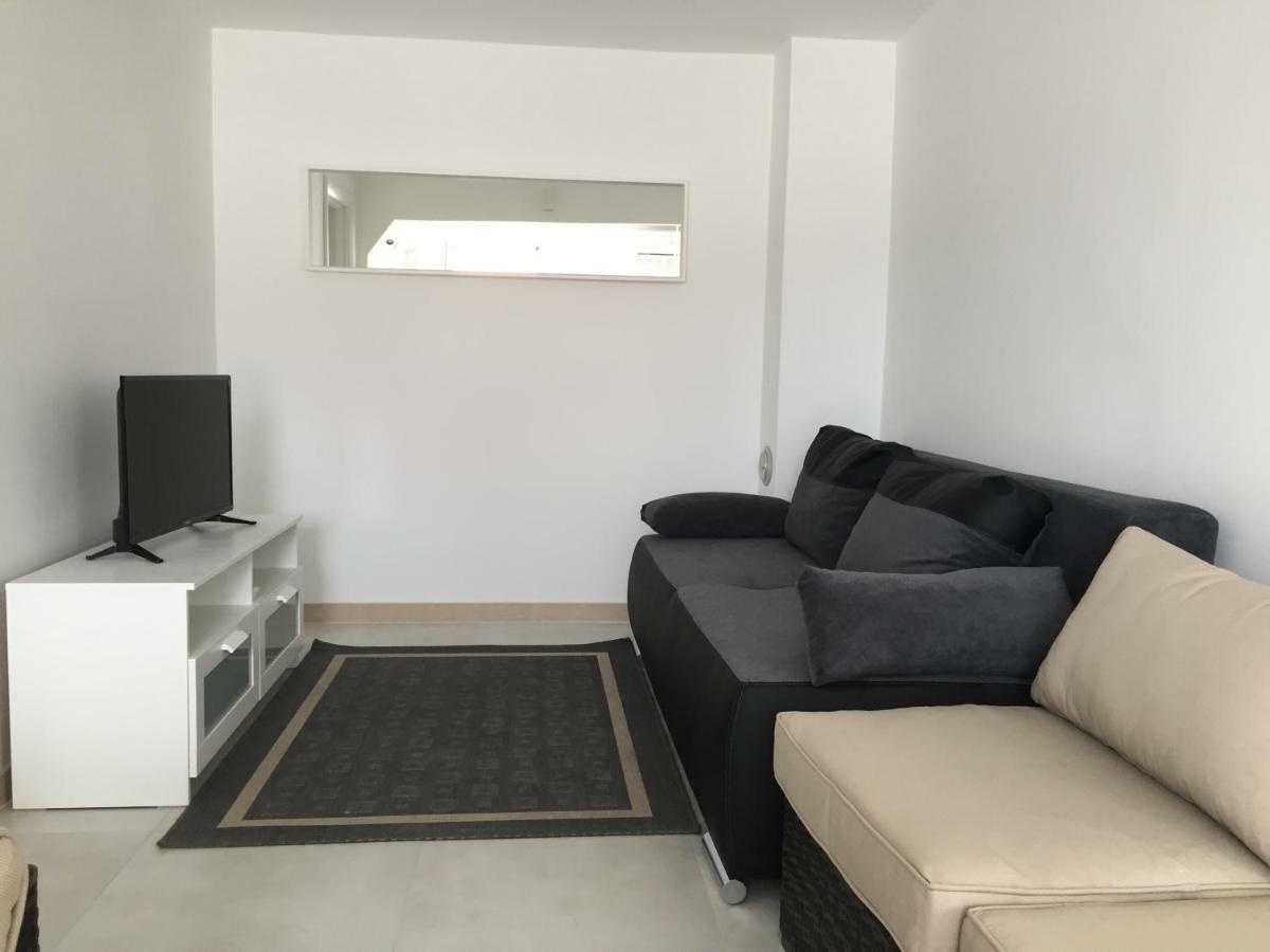 Fig Tree Apartment Povlja  Exterior photo